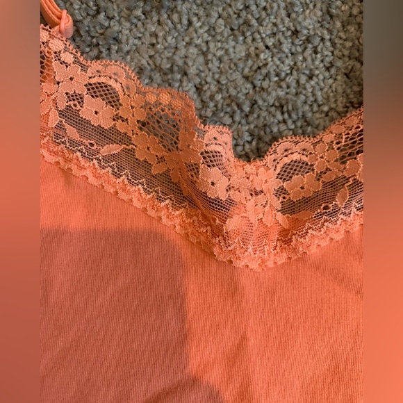 Coral adjustable strap lace tank. Size small. - Picture 5 of 8